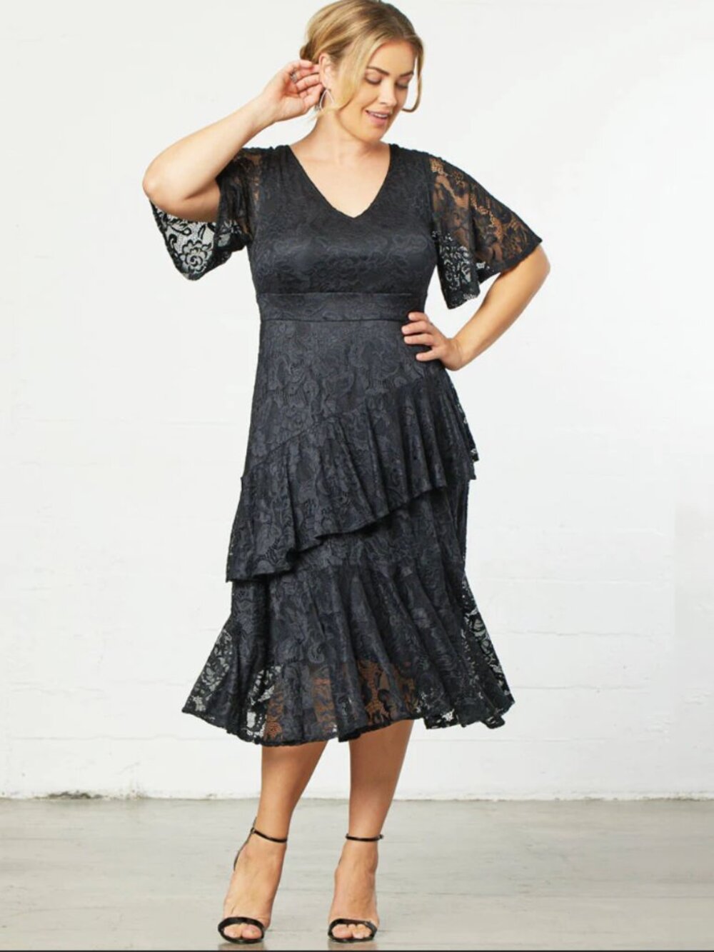 NEW Kiyonna V-Neck Lace Affair Cocktail Midi Dress in Black Size 1X MSRP $180